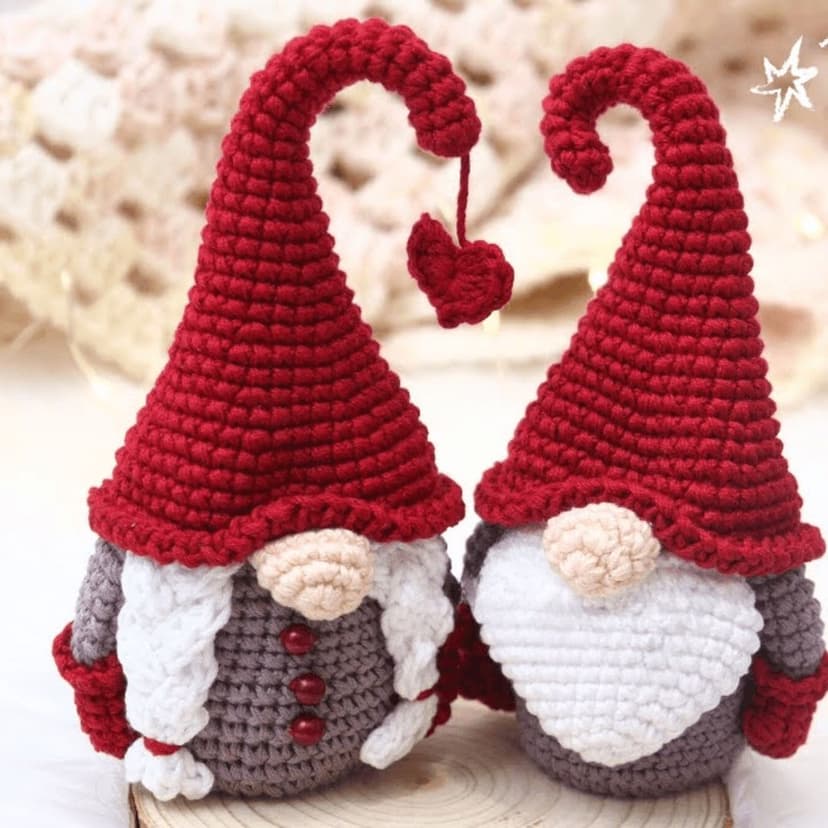 Enfeite de personagem Gnomos Gêmeos de Natal.